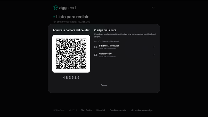 Pantalla de Windows: “Conectar celular o computadora” con el QR a la izquierda y la lista “Dispositivos cercanos” a la derecha