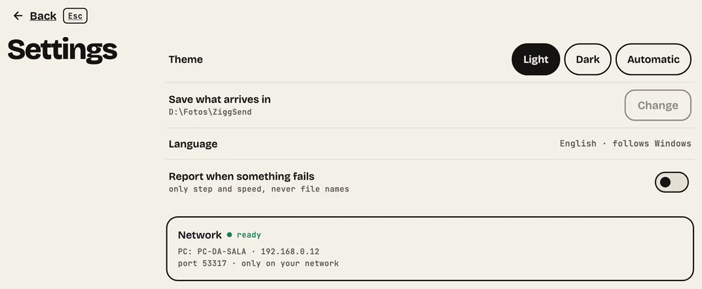 Step 10: Settings. Theme, language and the folder where files land. “Change” moves it.